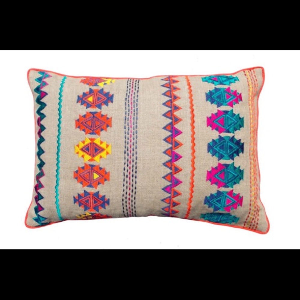 -Embroidered linen  pillow cover. 14”x 22”